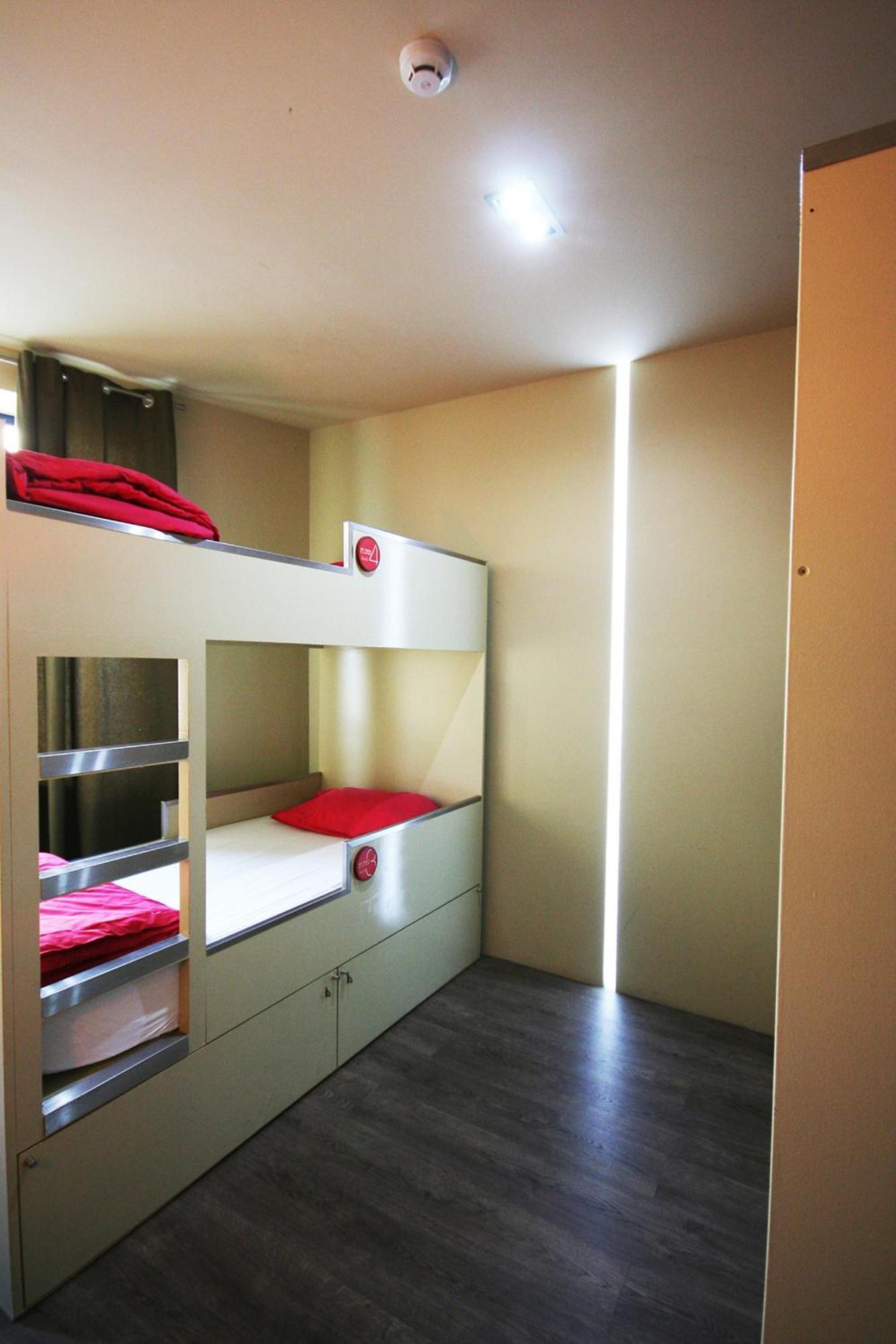 Albergue Pilot Design & Bar Porto